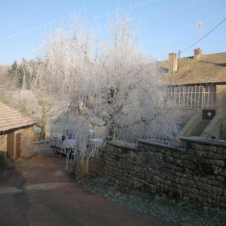 הוילה Maison Charmante A La Vineuse Avec Jardin Cloture מראה חיצוני תמונה